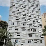 Em Frente Ao Metro E 8 Minutos Da Praia - Sf228